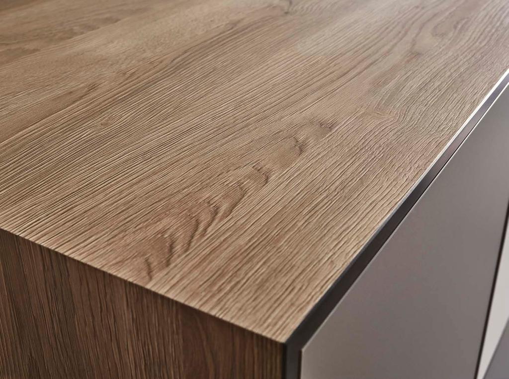 Feelwood synchroonstructuren Detail Feelwood synchroonstructuren Nog nooit zagen onze houtstructuren er zo echt uit als met de nieuwste generatie Feelwood structuren.