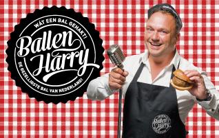 Wie kent hem niet, Harry Vesseur is een rasartiest en tp entertainer met alle Hllandse krakers in zijn repertire. Harry treedt p vanaf 21.00 uur, dus mis hem niet.