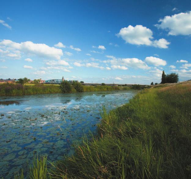 De Omgeving Twello ligt in de Gemeente Voorst tussen de Veluwe enerzijds en de IJsselvallei anderzijds. Twello is gelegen aan de A1 tussen Deventer en Apeldoorn met een goede verbinding naar de A50.