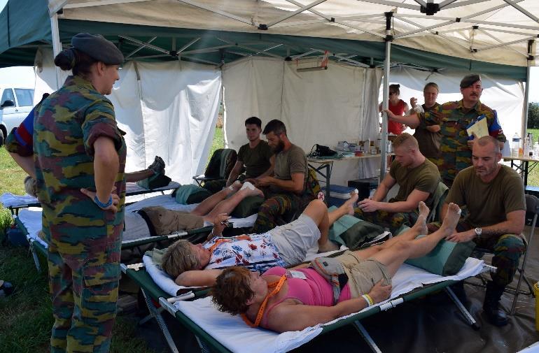 6 Vierdaagse van de IJzer 2016 Het was weer een voorrecht om als verpleegkundige-reservist opgeroepen te worden om hulp te bieden tijdens de vierdaagse van de IJzer 2016.