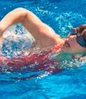 Opgelet! Om te kunnen deelnemen aan de zwemlessen moeten de kinderen in het bezit zijn van een dolfijnbrevet (kunnen inspringen, ringen ophalen en drijven in ondiep water).