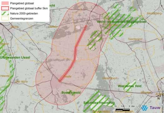 zuid- en noordkant van het dorp en het vervangen van het brugdek bieden mogelijkheden om de ruimtelijke kenmerken dusdanig te verbeteren dat de beleving van het dorp vergroot. Figuur 2.