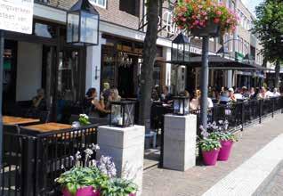 Uden heeft veel goede voorzieningen op het gebied van onderwijs, gezondheidszorg, sport en cultuur. Naast het centrum met haar winkels en horeca, vind je er een theater, filmhuis en museum.