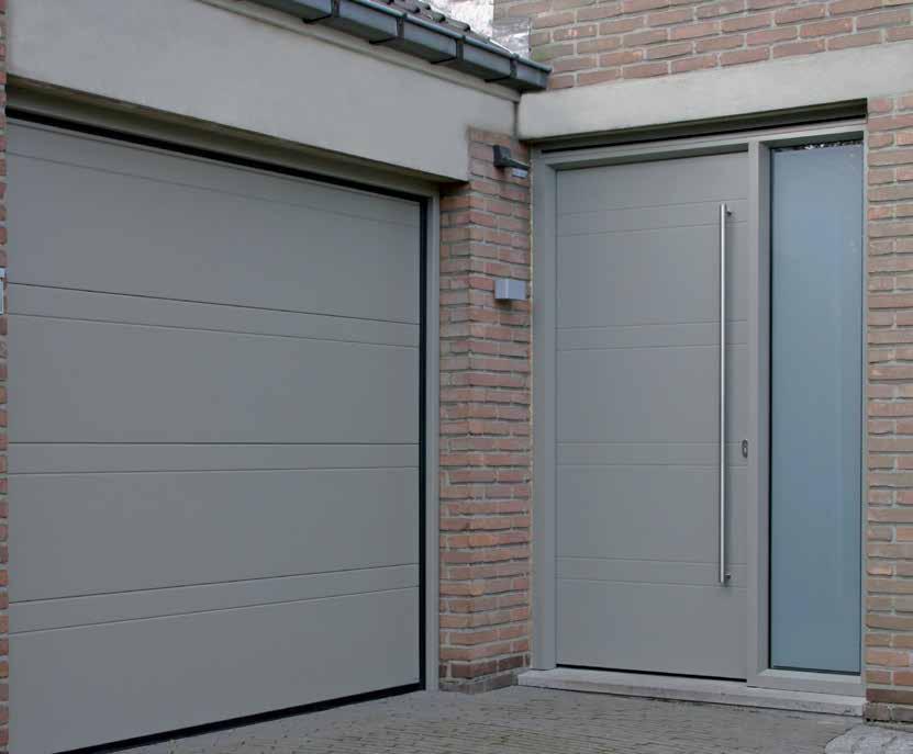 section line by l-door Onbeperkte kleurmogelijkheden CUSTOMIZED COLOR UV RESISTANT U wenst een garagepoort in dezelfde kleur als uw ramen en deuren, of u heeft een voorkeur voor een bepaalde