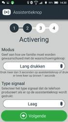 te houden. Kies bij Type signaal of de telefoon een hard, zacht of geen geluid moet maken als de alarmknop wordt ingedrukt.