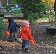 Een speelplaats omringd door grote verkeerspleinen dient een grotere integrale aanpak te krijgen zodat kinderen zelfstandig en op een veilige manier de speelplek kunnen bereiken.