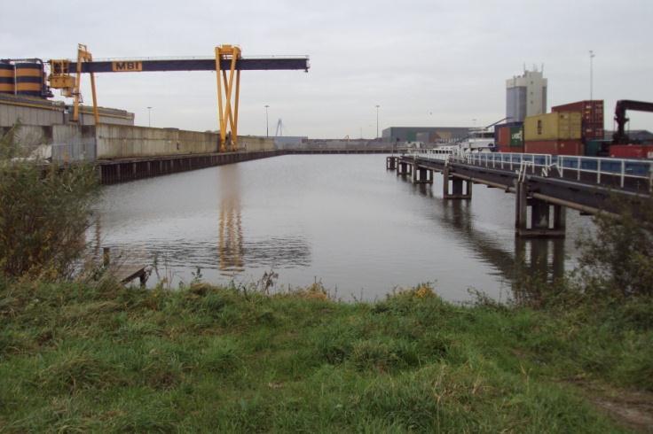 Haatlandhaven (65 op kaart) Deze visstek is gelegen in het haven/industrie gebied van Kampen.