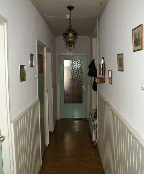Eerste verdieping: Vanuit de achterste slaapkamer kunt u via een