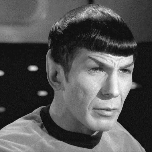 Opgave 1 Star Trek Star Trek is een sciencefictionserie die voor het eerst in 1966 op de Amerikaanse televisie is uitgezonden.
