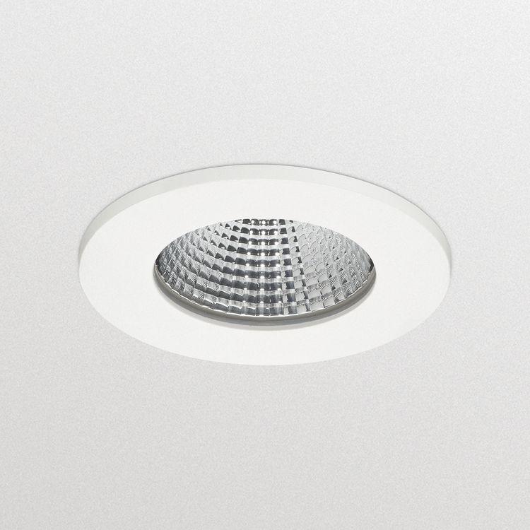 Type RS060B (vaste inbouwuitvoering) RS061B (verstelbare inbouwuitvoering) Type plafond Stucwerkplafond (gipskartonplaat) Lichtbron Niet vervangbare LED-module Lampvermogen 6 W Bundelhoek 36