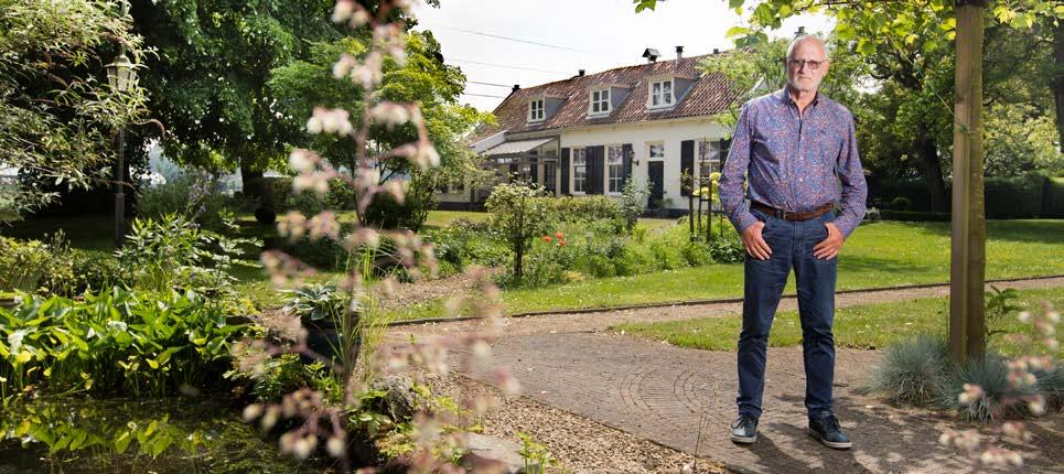 Langs de lijn Je leven wordt op een onhoffelijke manier stilgezet Verscholen achter een klein bosweggetje ligt een 40 hectare groot landgoed uit 1720.