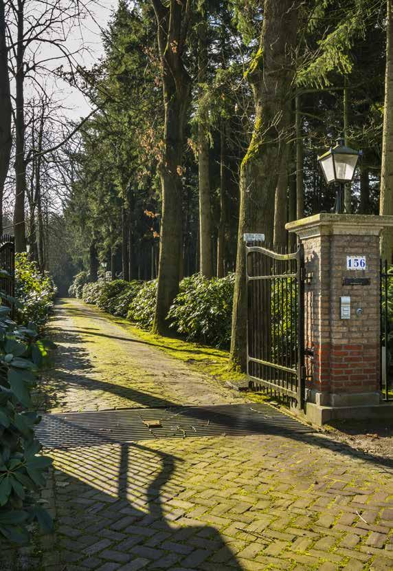 Mierloseweg 156 te Geldrop Wanneer aan een woning een naam wordt verbonden gaat het meestal om een bijzonder object. In het geval van landhuis Vogelsberg is dit zeker van toepassing.