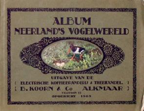 (Album) Neerland s vogelwereld. 1923. Door J. Vijverberg. Oblong, kwarto formaat, geniet met slappe kaft. 72 kleurenfotoplaatjes van broedende vogels, genummerd op de voorzijde.