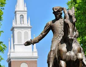 plaats van handeling van het Boston Massacre, waarbij het Britse leger in 1770 in King Street een bloedbad aanrichtte onder burgers.