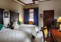 Kamers variëren van 24 m2 tot 80 m2. Het hotel heeft 79 kamers. Ramayana ligt in het centrum van Kuta en op 2 minuten lopen van het strand.