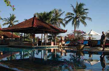 Het Aditya Beach Resort ligt op 1,5 uur rijden van Kintamani, op 2 uur rijden van Kuta en op 2,5 uur rijden van de internationale luchthaven Ngurah Rai.
