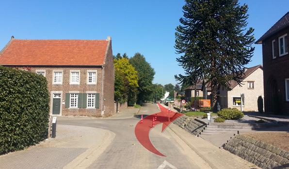 250 m bij de T-splitsing rechts: Venloosesteenweg Bij de rotonde rechts; volg het bord andere richtingen Na ong.