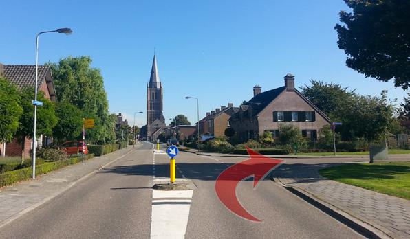 2,6 km, net na het viaduct onder de A2, net vóór Mc Donalds, bij de verkeerslichten links: Randweg West Na ong.