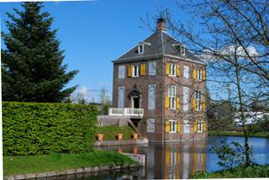 De route leidt langs liefst bijzondere musea: Kasteel Duivenvoorde, useum Voorlinden en Huygens Hofwijck.