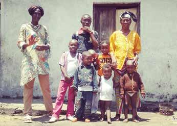 Ello Mobile Sinds 2008 ondersteunt Ello Mobile het SOS Kinderdorp van Kinshasa. Haar klanten hoeven hiervoor niets te doen: bellen en sms en zoals ze altijd doen, is voldoende.