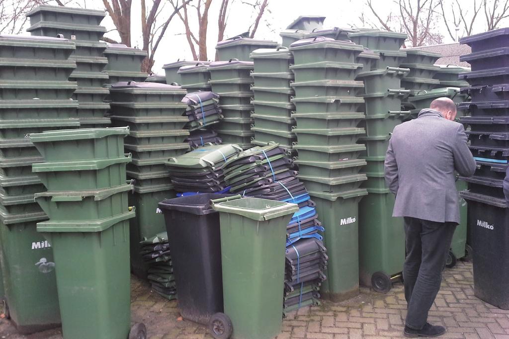 CONTAINERS INNEMEN Duurzaamheid en kwaliteit Duurzaamheid is belangrijk voor Engels, naast recycling kijken we ook of containers hergebruikt kunnen worden.