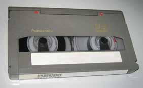 Het is een grijze cassette, te herkennen aan de vermelding van D1 op de cassette.