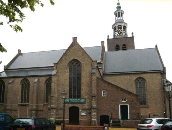 ZEVENBERGEN: Hervormde Gemeente 5 ZEVENBERGEN: Gereformeerde Kerk Onze missie is: Hervormde Gemeente Zevenbergen: (T)huis aan de markt. Hierin zit opgesloten van hoe we gemeente willen zijn.