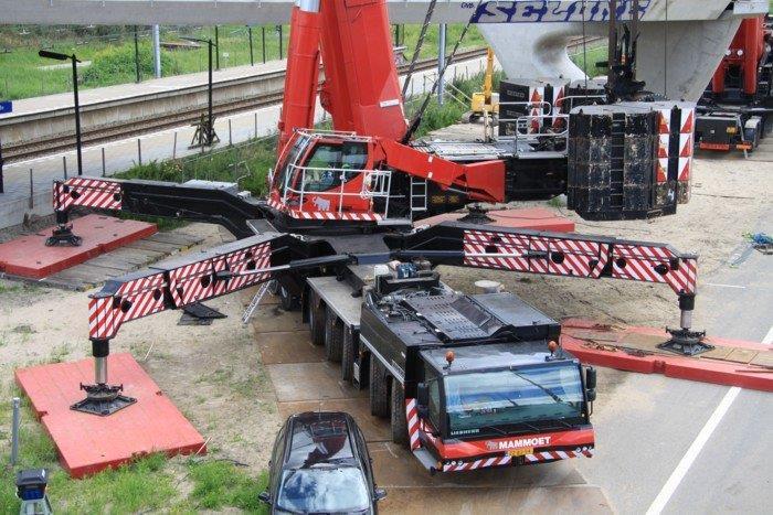 Start: maandag 17 april De nieuwe perrontunnel inrijden vanaf de Violenstraat naar