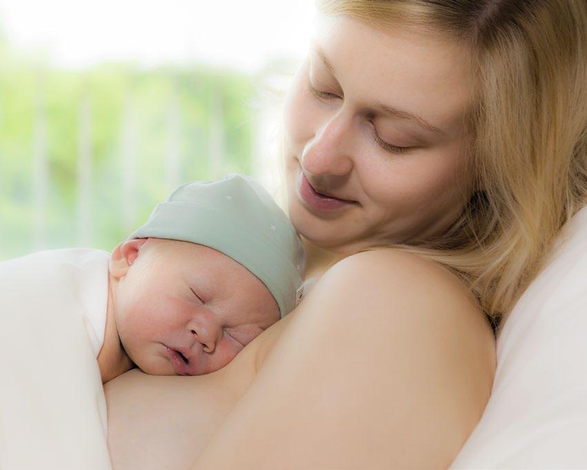 het stimuleert de borstvoeding: de melk schiet eerder toe, baby s happen sneller goed aan en blijven langer goed drinken het stimuleert de aanmaak van antistoffen het zorgt voor een betere