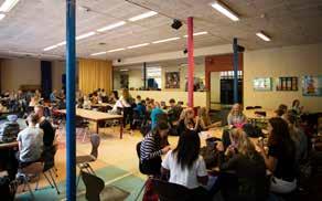 In klas 3tl krijg je het vak CKV. Introductiedagen Elk schooljaar begint voor de brugklassen met twee introductiedagen, en voor de klassen 2 t/m 4 met een startdag.