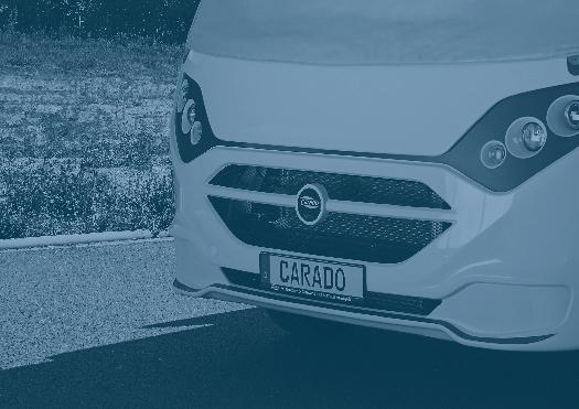 Uitrustingspakketten voor (I) Integraalmodellen Chassis-Komfort- Pakket Carado 2018 Emotion-Pakket Zijwanden in gladde aluminium beplating, champagne kleur met speciale Carado Emotion striping