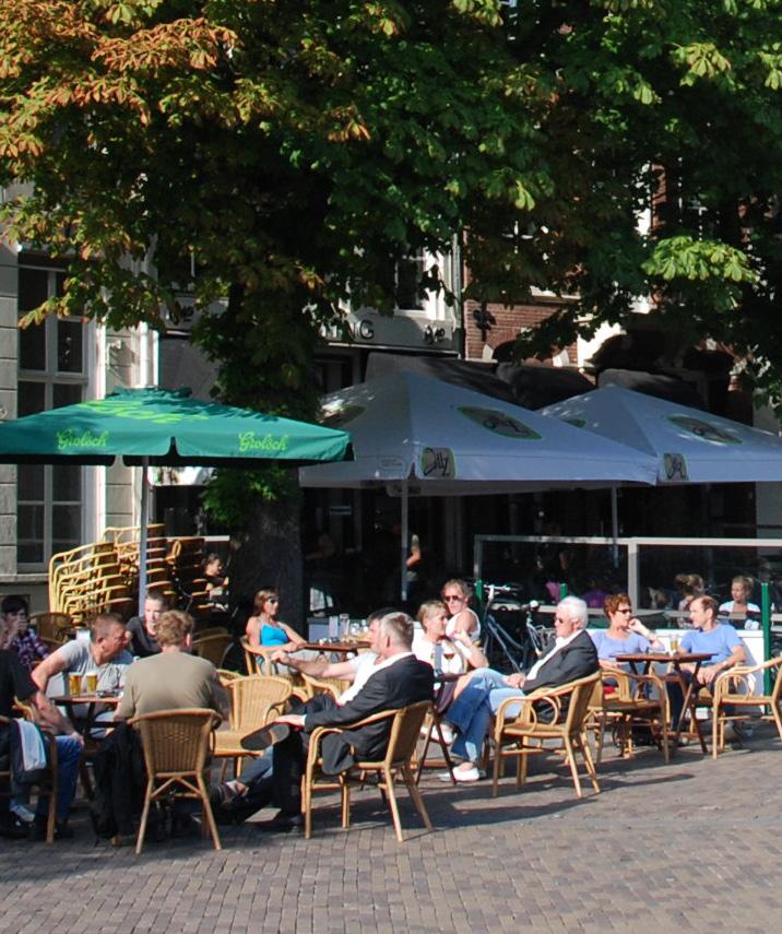 Enerzijds een generiek beleid, een toetsingskader voor bestaande en nieuwe functies, aan de hand waarvan de gemeente een afweging kan maken bij aanvragen voor nieuwe functies of aanpassingen aan