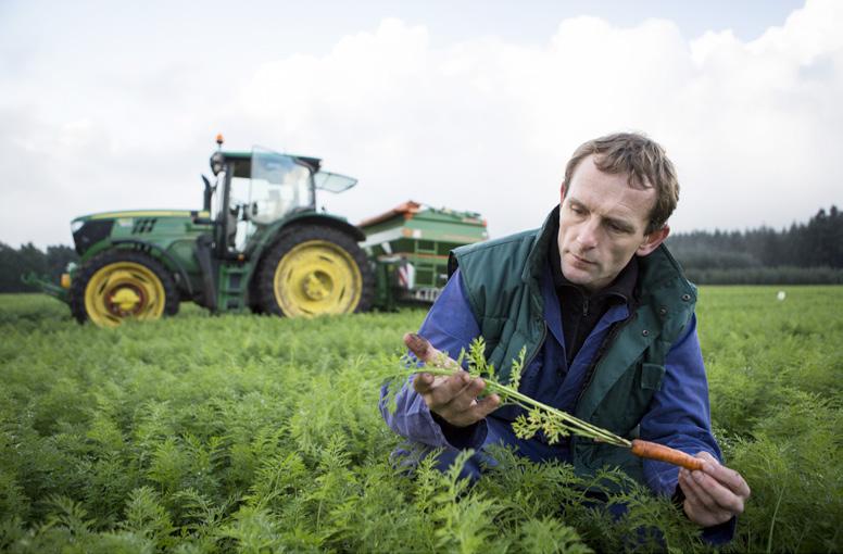 VoortgANg IN de Benelux Op dit moment zijn we zes jaar onderweg met het Unilever Sustainable Living Plan. In deze periode hebben we veel bereikt én veel geleerd.