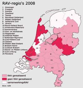 kaart 6.5.1: RAV-en en regio s in Nederland in 2008 Meldkamer Ambulancezorg In de regio s waar een RAV is gerealiseerd, is de meldkamer ambulancezorg ook onderdeel van de RAV.