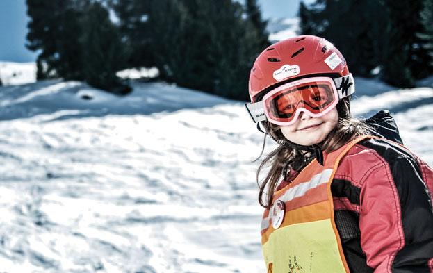 Alleen bij tonen van uw familiepas of van een eigen ID van uw kind gaat uw kind gratis mee bij de Hochzeiger, in skigebied Rifflsee en op de Pitztaler