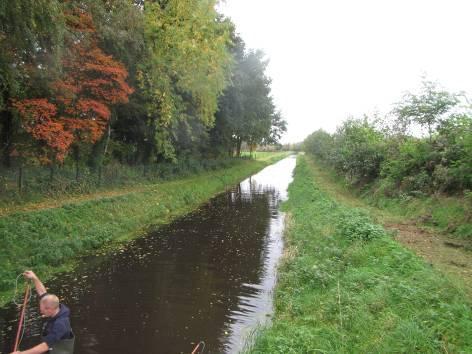 Deze beek is voor een groot deel kunstmatig gegraven voor een betere verdeling van inlaatwater. Dit is na de ontginning van de reeds verdwenen delen van de Grote Peel tot stand gekomen.