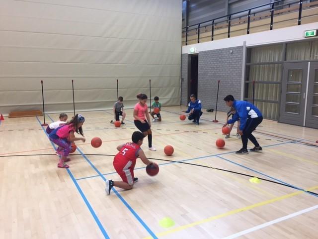 00 uur vrij Herfstvakantie Oproep Ouderraad zoekt versterking: De ouderraad maakt veel van de leuke dingen op school mogelijk: sporttoernooien, sinterklaas, schoolreisjes etc.