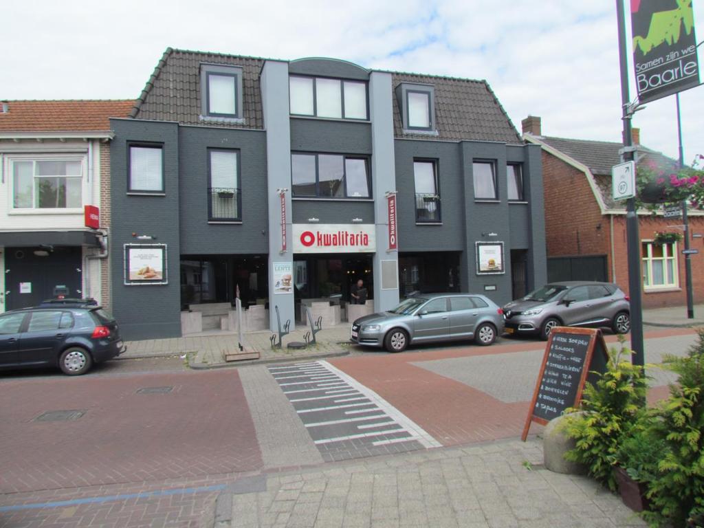 Kwalitaria Baarle-Nassau Alphenseweg 3 5111NA Baarle- Nassau Graafsebaan 111 Berrie van Hoof 5248 NL Rosmalen b.