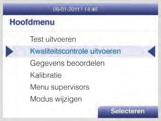 Externe kwaliteitscontrole (in de kit worden externe positieve en negatieve uitstrijkjes meegeleverd) Selecteer in het hoofdmenu 'Kwaliteitscontrole uitvoeren'.