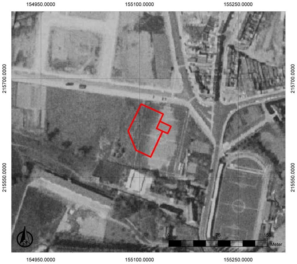 20 Merksem Rodeloopstraat 2 Figuur 18: Topografische kaart met aanduiding van het onderzoeksgebied (www.