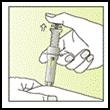 Haal uw duim van de zuiger De naald zal zich automatisch uit de huid en in de spuit terugtrekken, waar hij permanent geblokkeerd wordt.