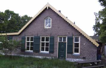 OPEN MONUMENTENDAG - DAG VAN DE ARCHITECTUUR Hospice Berkenstein (Vondellaan 57) De langhuisboerderij is in baksteen vanuit een rechthoekige plattegrond opgetrokken en heeft een wolfsdak, gedekt met