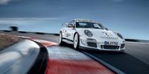 Panorama. Porsche dealer Uw Porsche dealer en het ervaren personeel staan borg voor vertrouwde service.