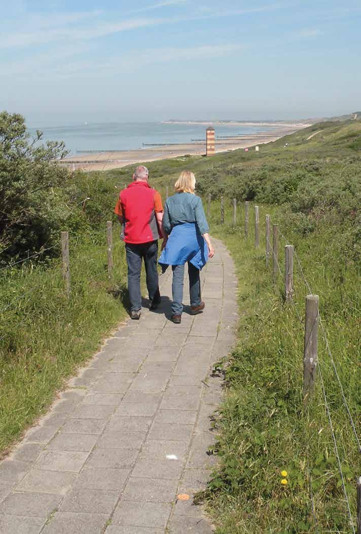 Dishoek Zeeuwse parel aan het strand Tussen Vlissingen en Zoutelande ligt het kleine, gemoedelijke plaatsje Dishoek.