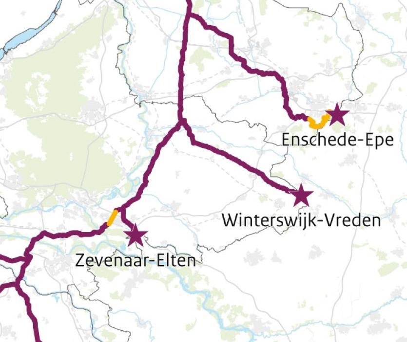 (gevaarlijke) stoffen via buisleidingen. Daarbij is aangegeven dat het beleid voor buisleidingen op land in de Structuurvisie Buisleidingen wordt uitgewerkt.