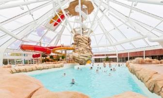 Nieuws! Aqualibi Wie heeft er interesse om een dagje te gaan zwemmen in aqualibi? Aqualibi is een waterpark met verschillende zwembaden en waterglijbanen.