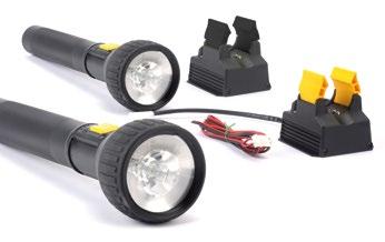 29 2 Toortslampen L550C/S - LED - snelle capacitieve herlading - 589gr - 2 intensiteiten + flashing - regelbare focus - 2 steunen inbegrepen : 1 lader (ref.2101154) en 1 steun 2101153PRO/a E9-10R-05.