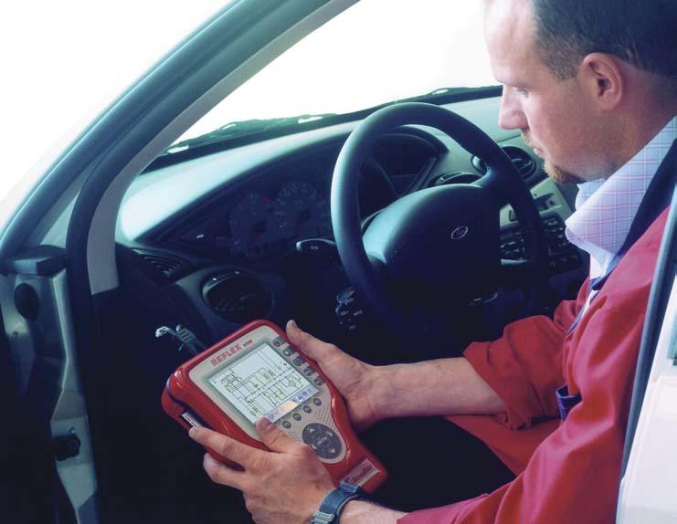 WERKPLAATS 2003 Trends en aanbod diagnose-apparatuur Handheld tester beperkt zich niet tot motormanagement Communiceren met De elektronisering van de auto lijkt niet te stoppen.