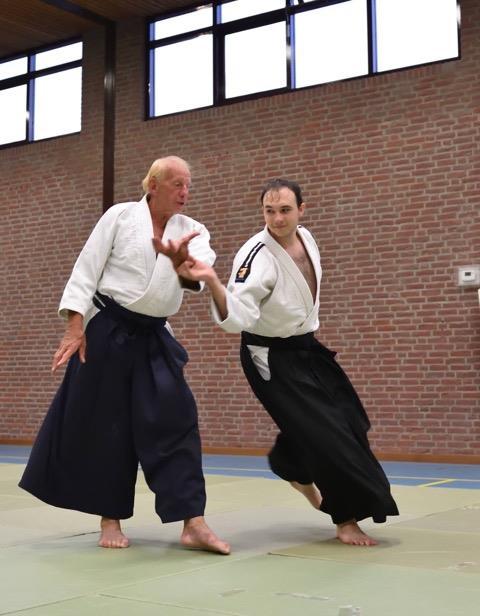 leraren aiki-budo Teun Tromp (1938) 7 e dan Teun Tromp begon in 1954 met judo. Werd in 1963 Nederlands kampioen judo.