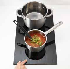 Met het touch/slide bedieningspaneel is de warmte eenvoudig en exact te regelen. Aparte timer voor elke warmtezone perfect om eieren, pasta en rijst te koken.